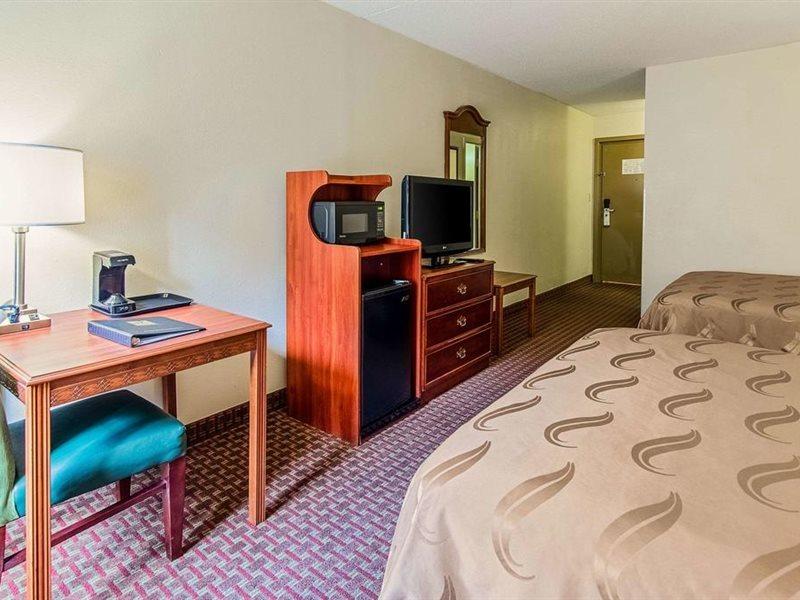 Quality Inn & Suites Lexington Near I-64 And I-81 Timber Ridge Kültér fotó