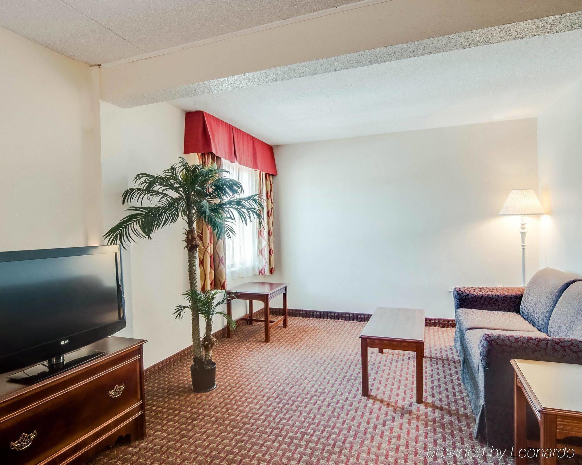 Quality Inn & Suites Lexington Near I-64 And I-81 Timber Ridge Kültér fotó