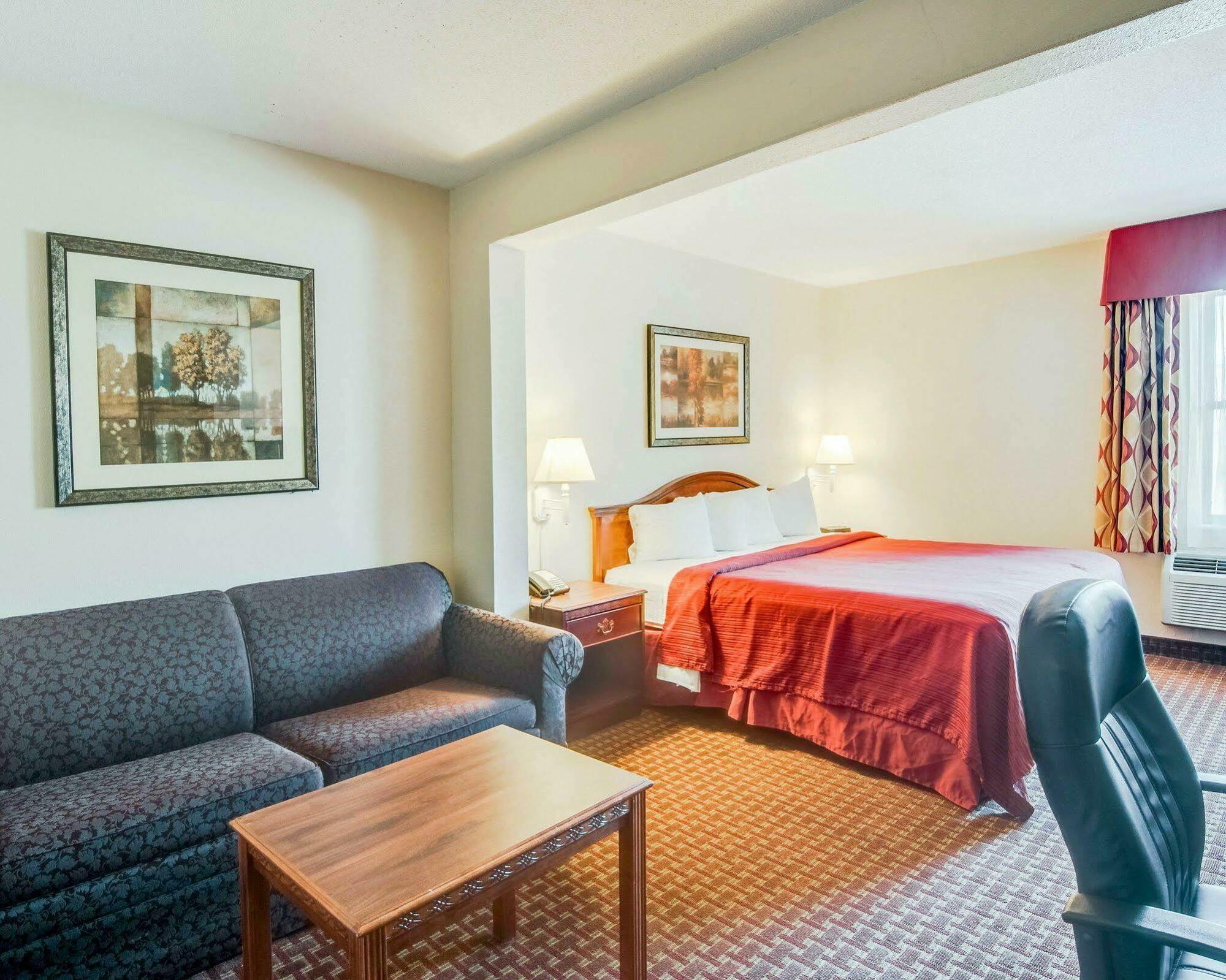Quality Inn & Suites Lexington Near I-64 And I-81 Timber Ridge Kültér fotó